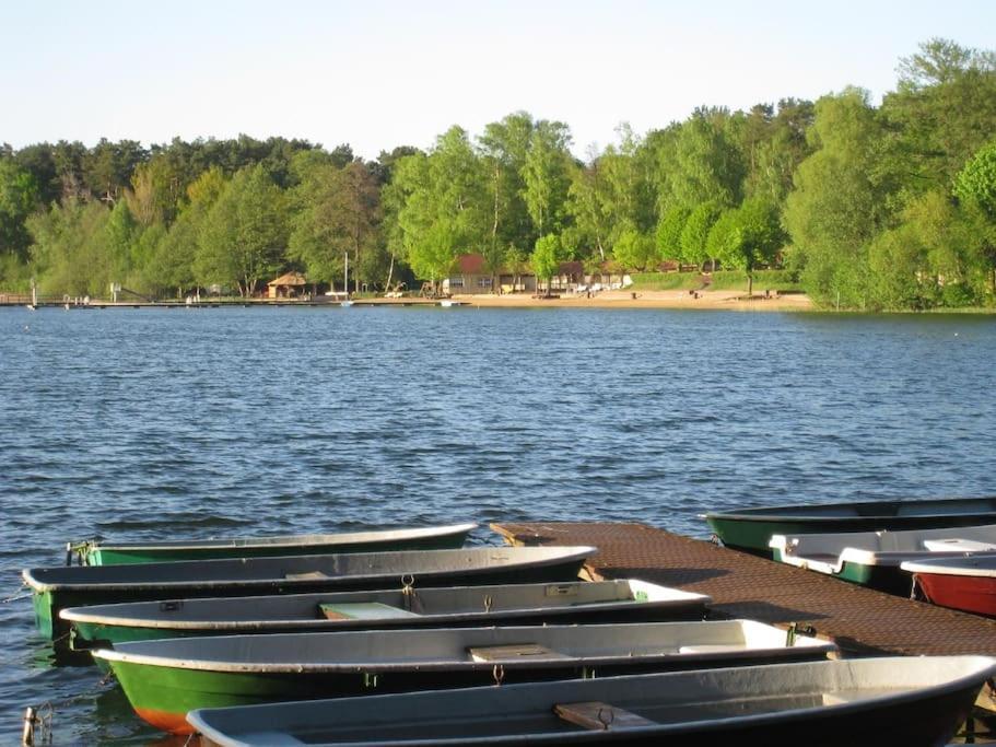 Villa Am See - Naehe Berlin Biesenthal Esterno foto